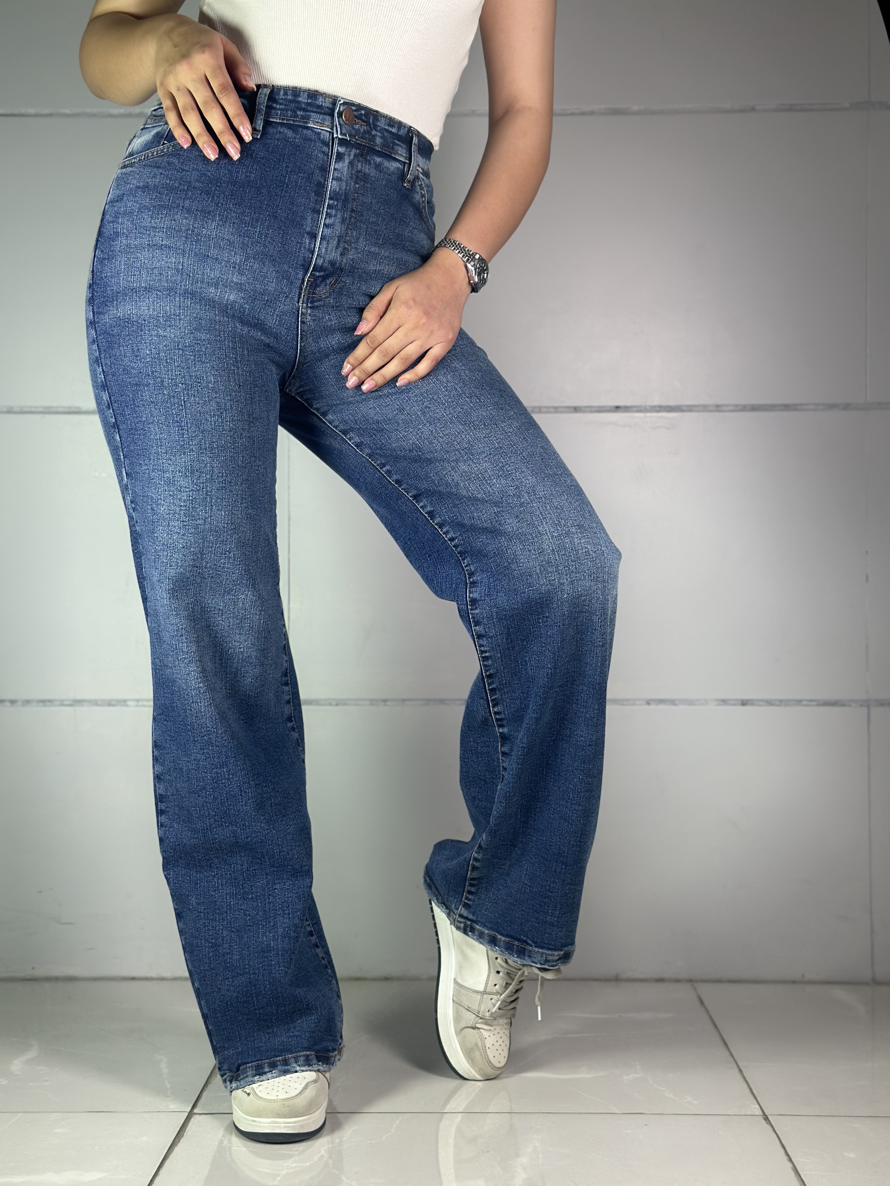 شلوار جین نیم بگ ابی سایه روشن
